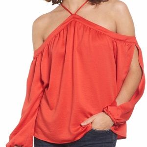 Love fire Split sleeve off the shoulder top
